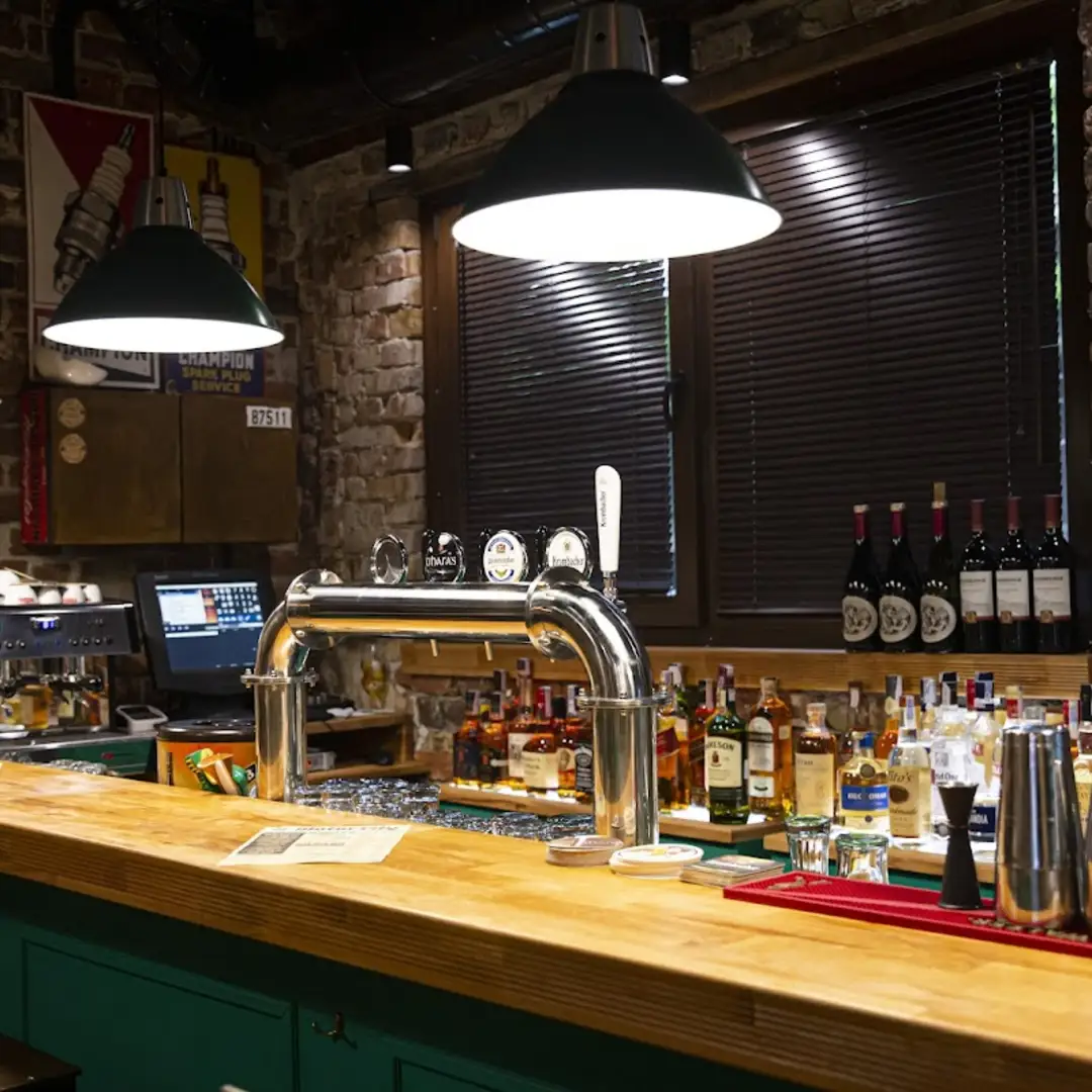 Bar "Motor City" Sofia - Dla fanów muzyki rockowej i motocykli